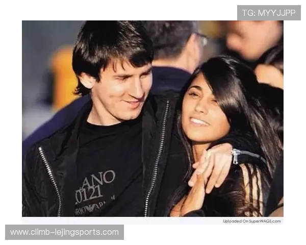 足球明星的另一半揭秘 揭示他们心中的女神和爱情故事